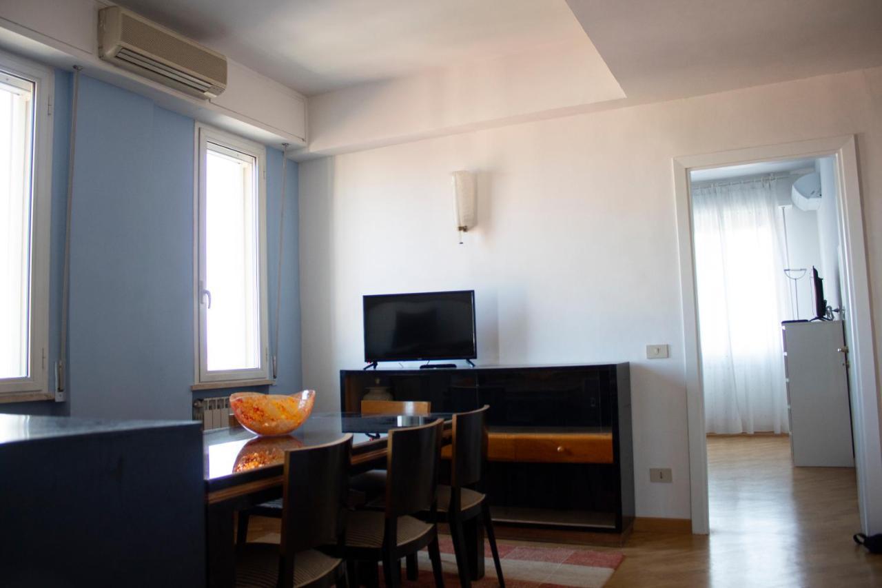 A Casa Di Sara 3 Villa Florens Exteriör bild
